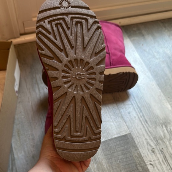 UGG Pink Classic Short II Boots - Picture 10 of 12